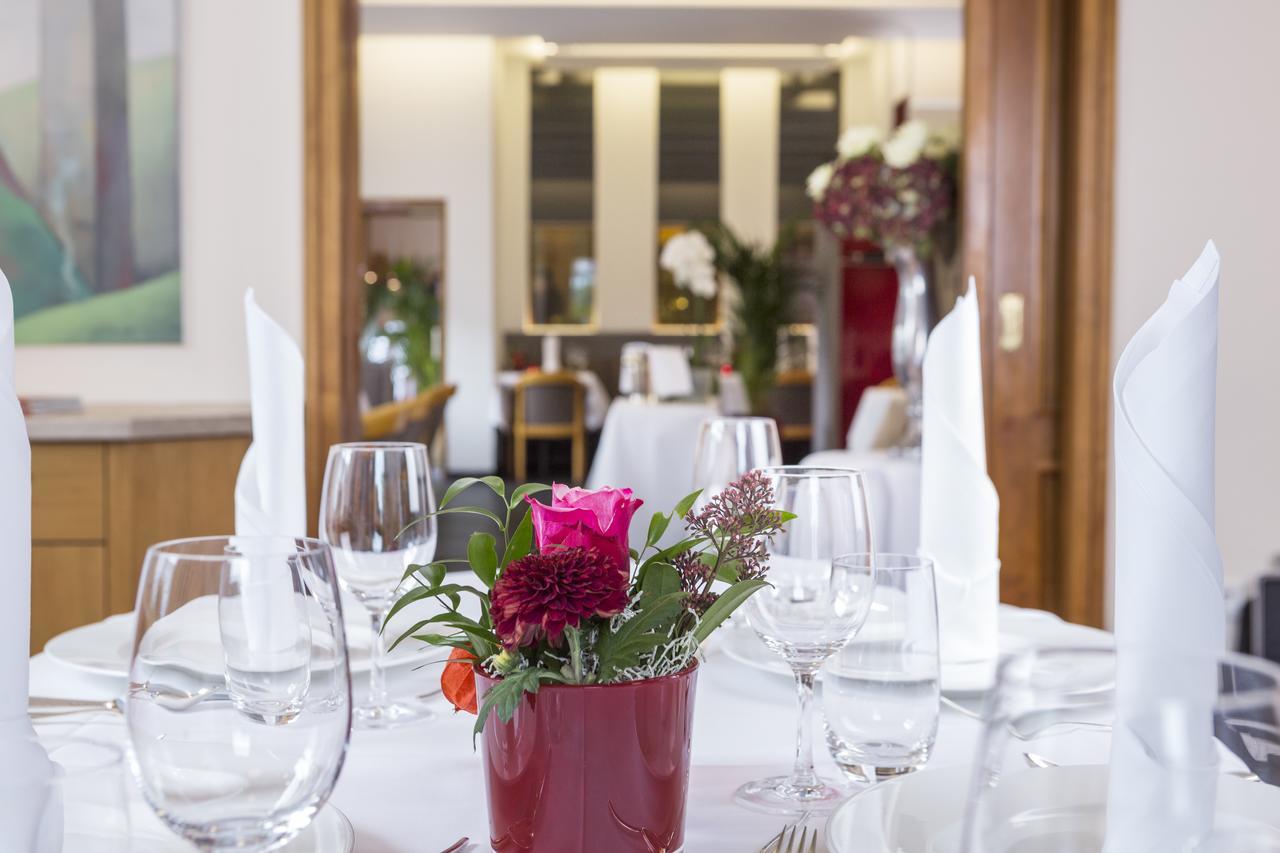 Brackweder Hof Hotel Bielefeld Buitenkant foto